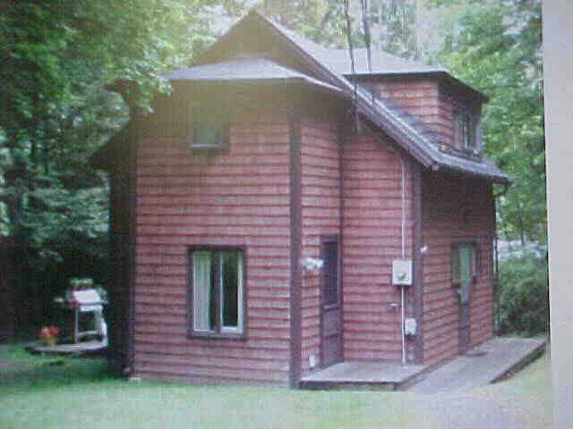Building photograph for 7 CONKLIN STREET